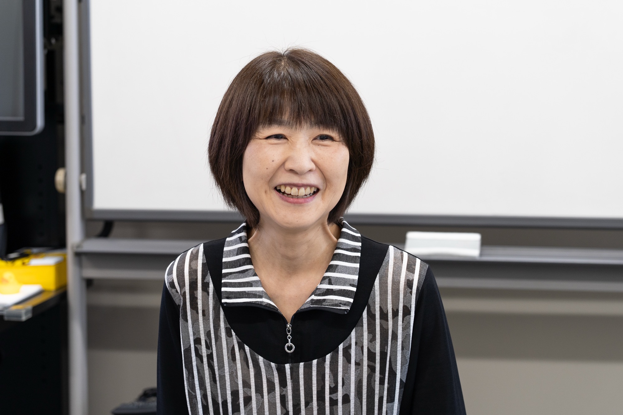 「研究はもちろんですが、ご飯食べる時は帽子脱ぎなさいね、とか、生活の面でも学生に細かく指導してしまうタイプなんです。研究室にはそこを納得してもらった学生しかいませんね。」と笑う大谷教授。現役の学生のみならず卒業生からも様々な相談を受けることも多いという。